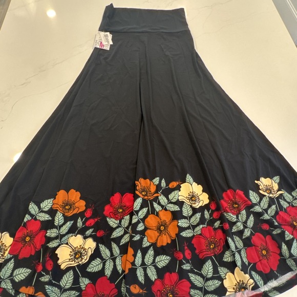 Lularoe Maxi Skirt Long NWT Floral Print & Black Medium LR88 - Picture 1 of 5